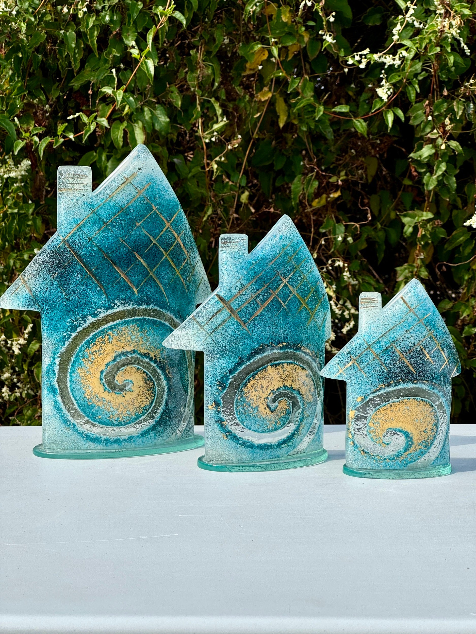 Cottage - Blue & Gold