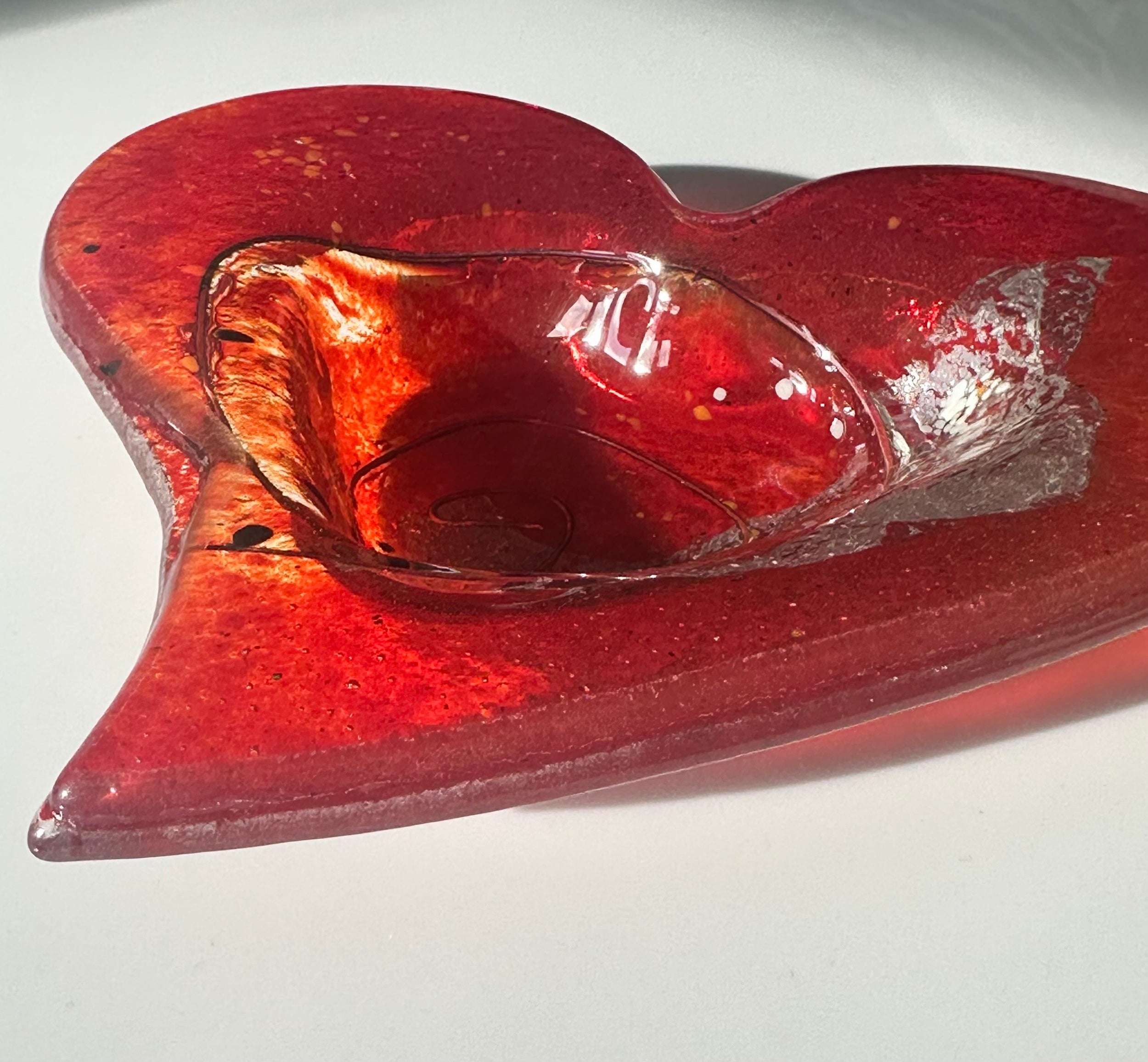Opera Red Heart Tealight Dish