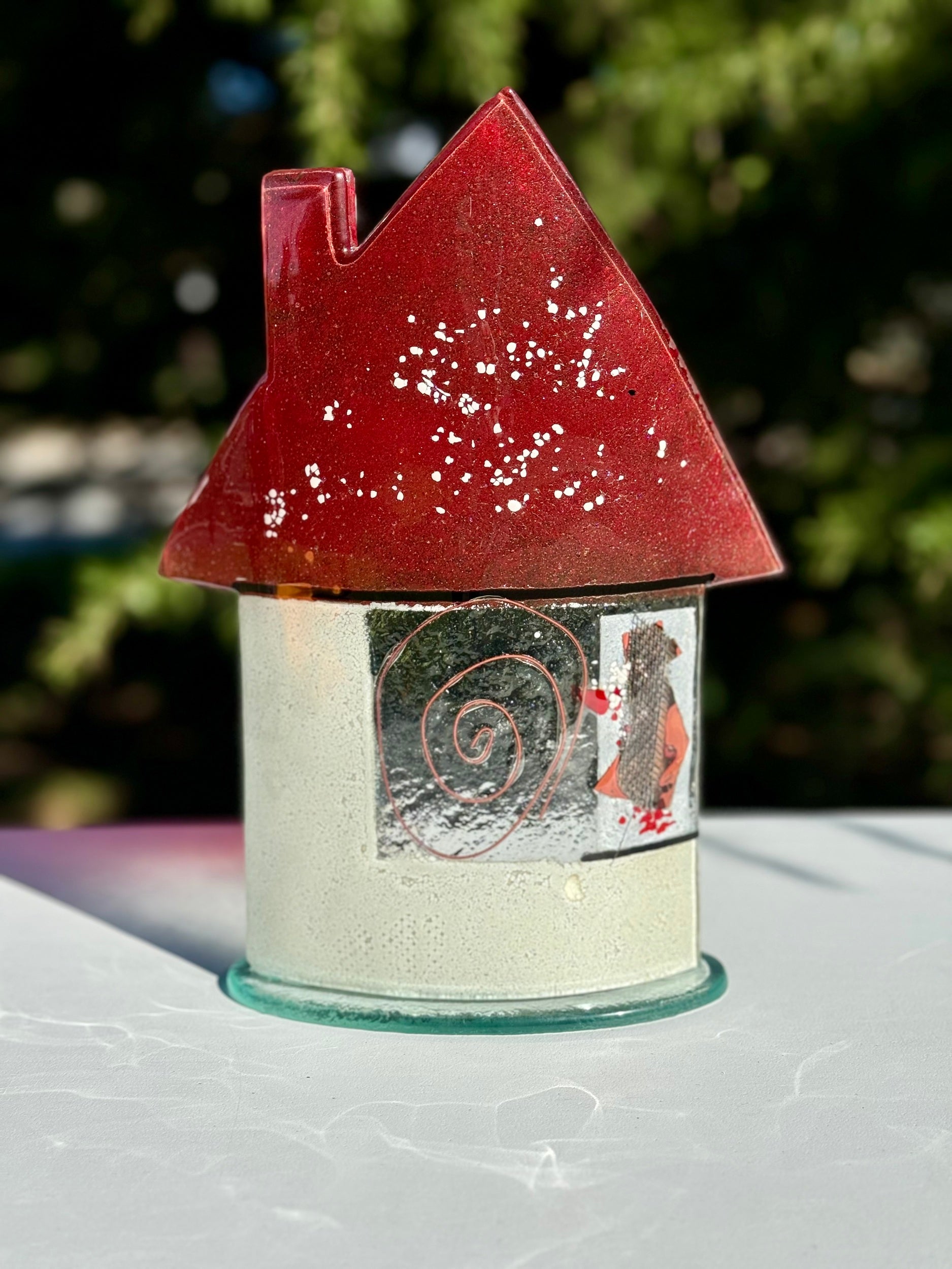 Cottage - Artemis Red & White