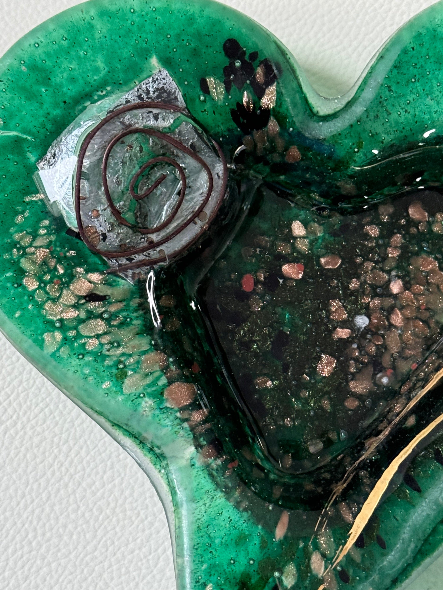 Dark Green & Gold Heart Tealight Dish