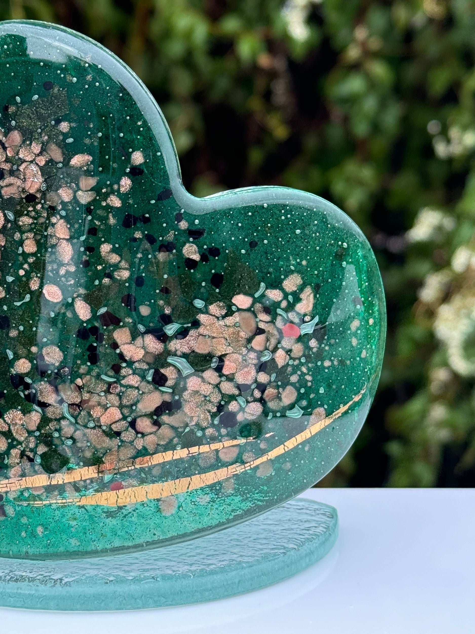 Dark Green & Gold Heart Shaped Tealight Holder.