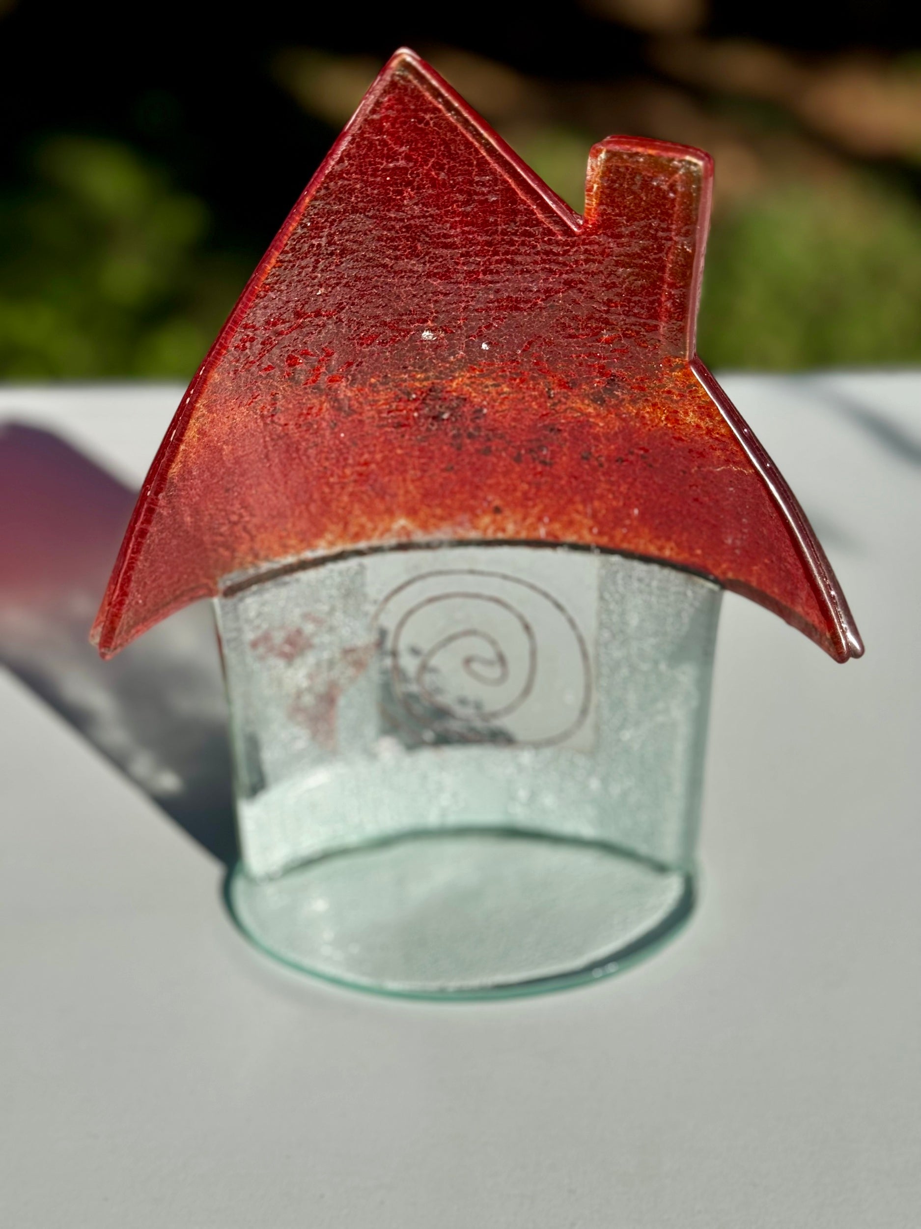 Cottage - Artemis Red & White