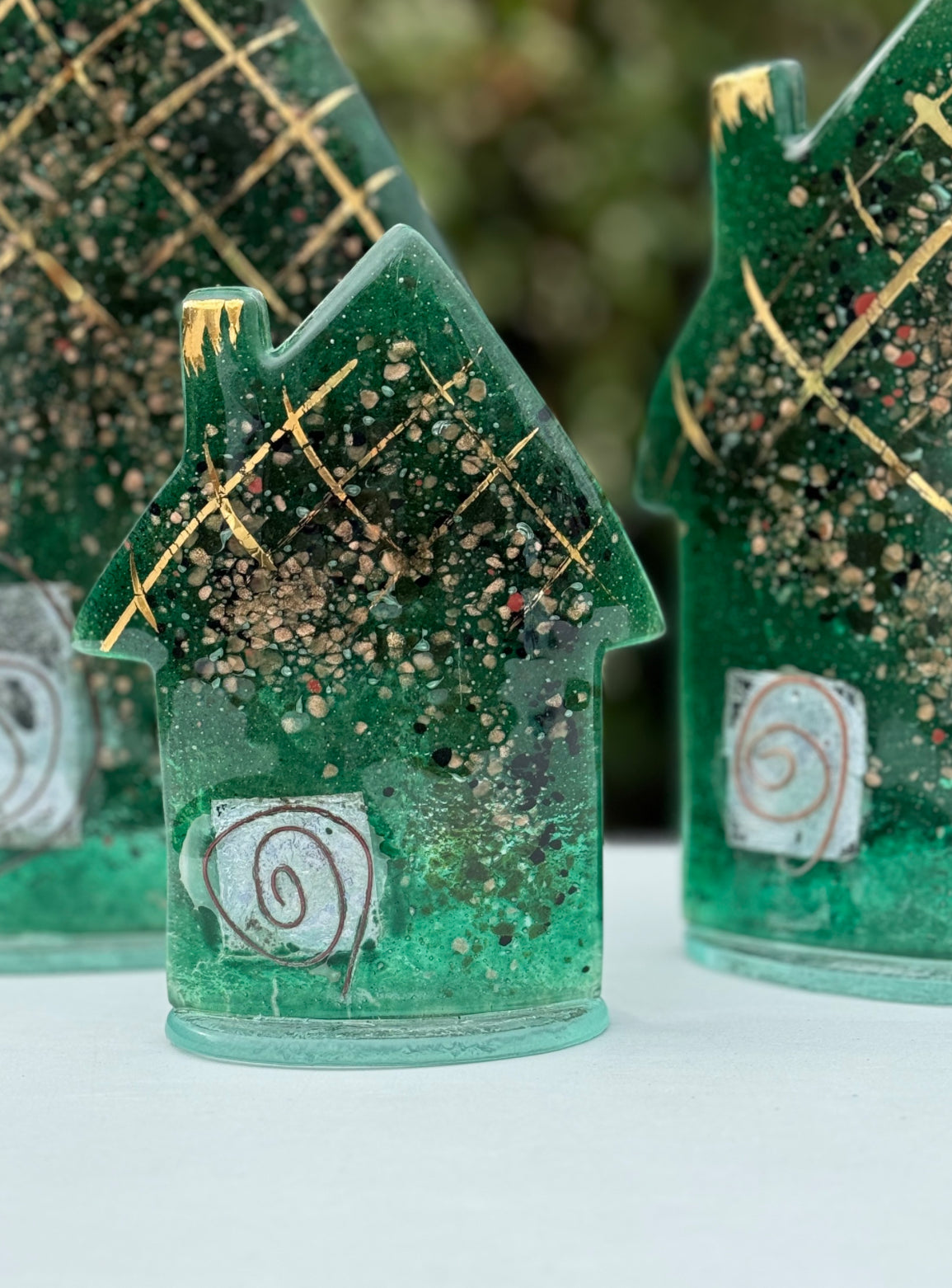 Cottage - Dark Green & Gold