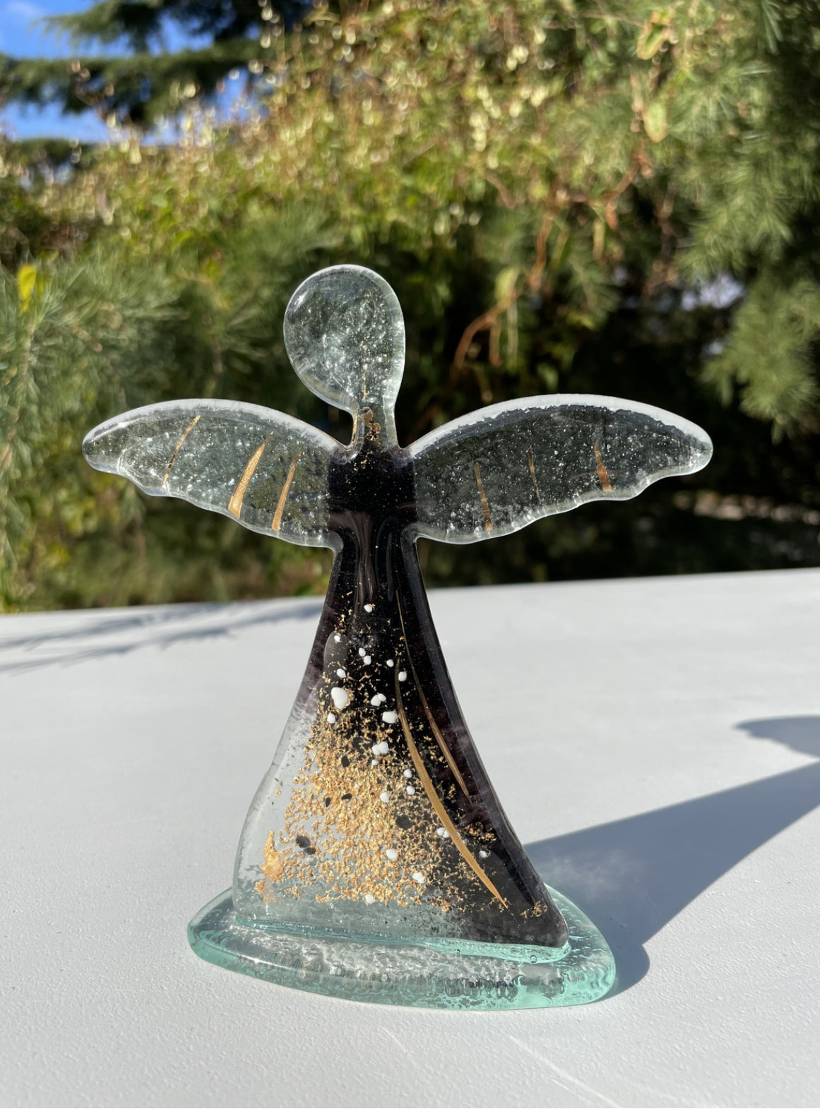 Angel - Black & Gold