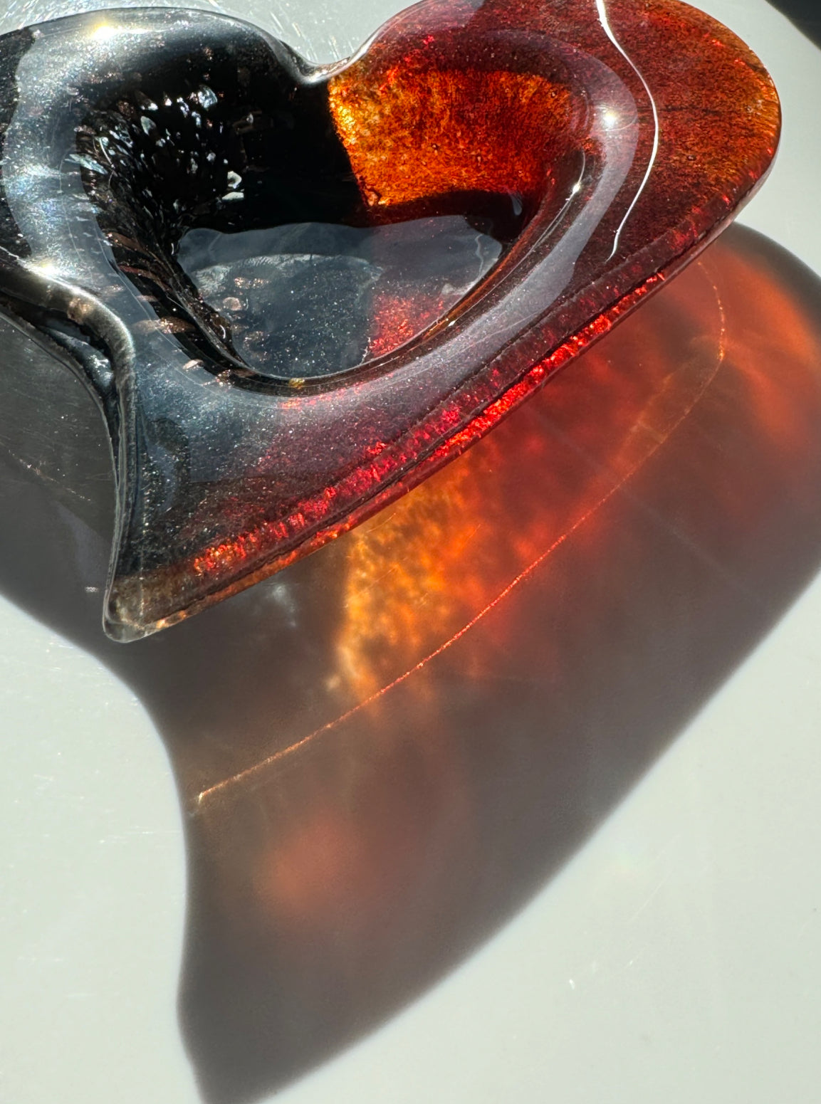 Fedra (rustic) Red Heart Tealight Dish