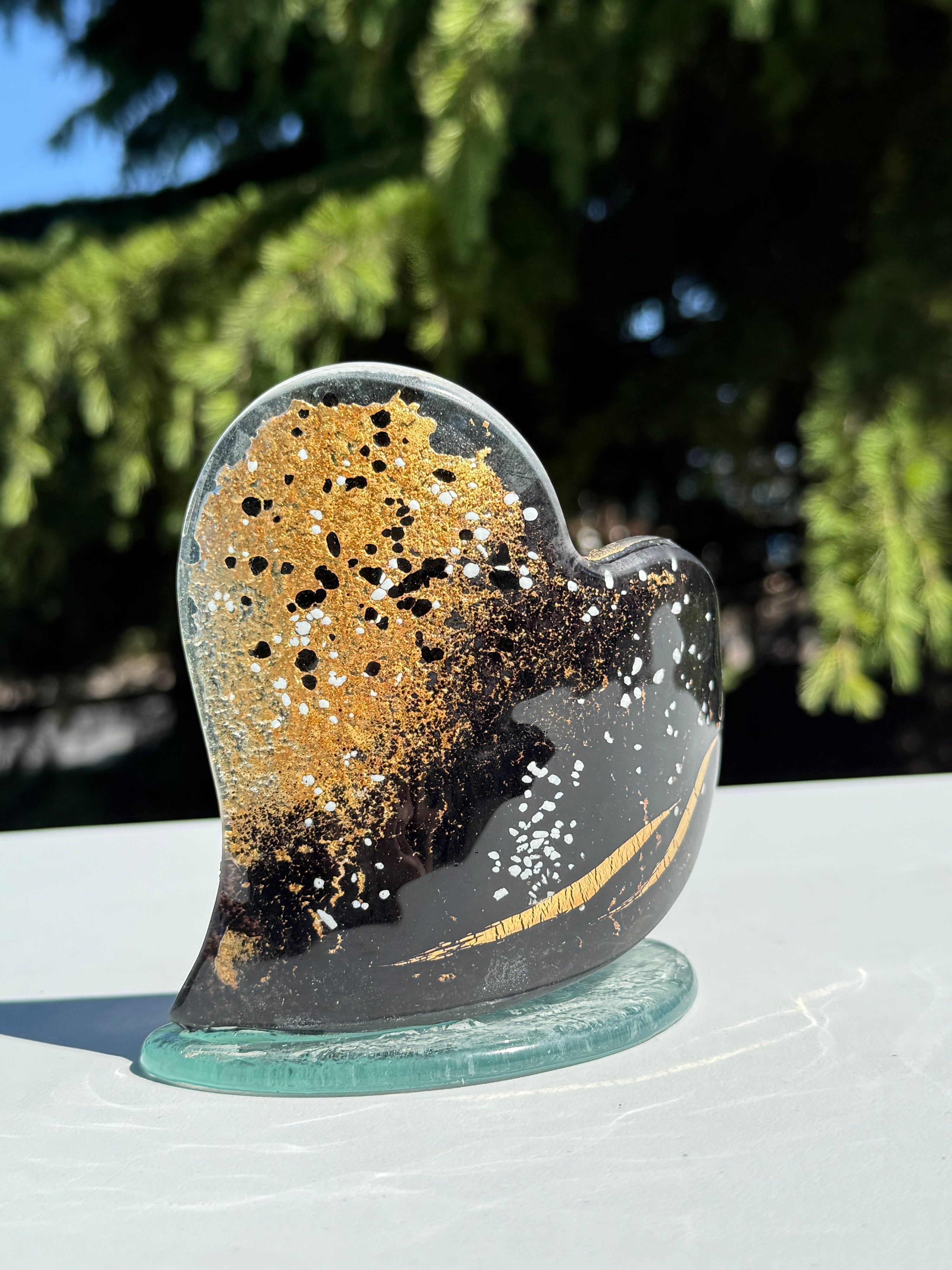 Black & Gold Heart Shaped Tealight Holder