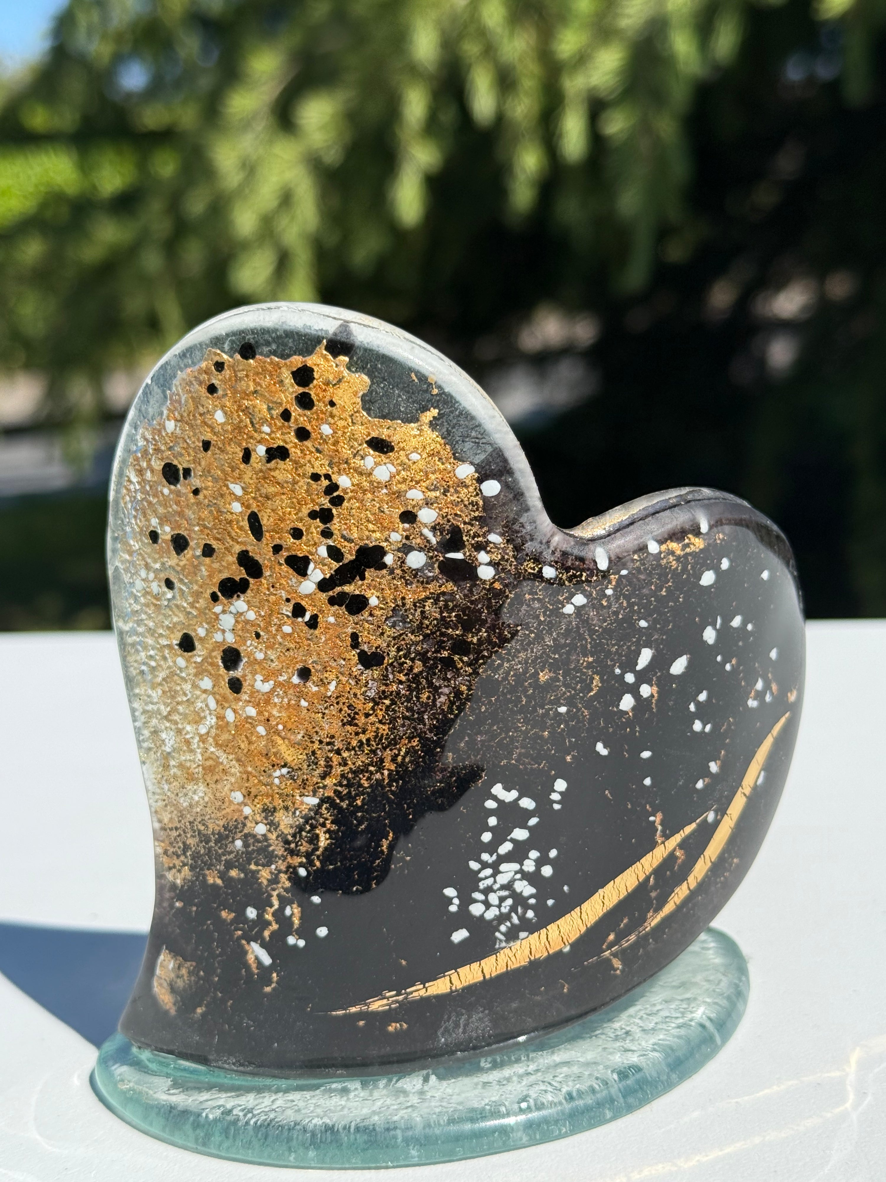 Black & Gold Heart Shaped Tealight Holder