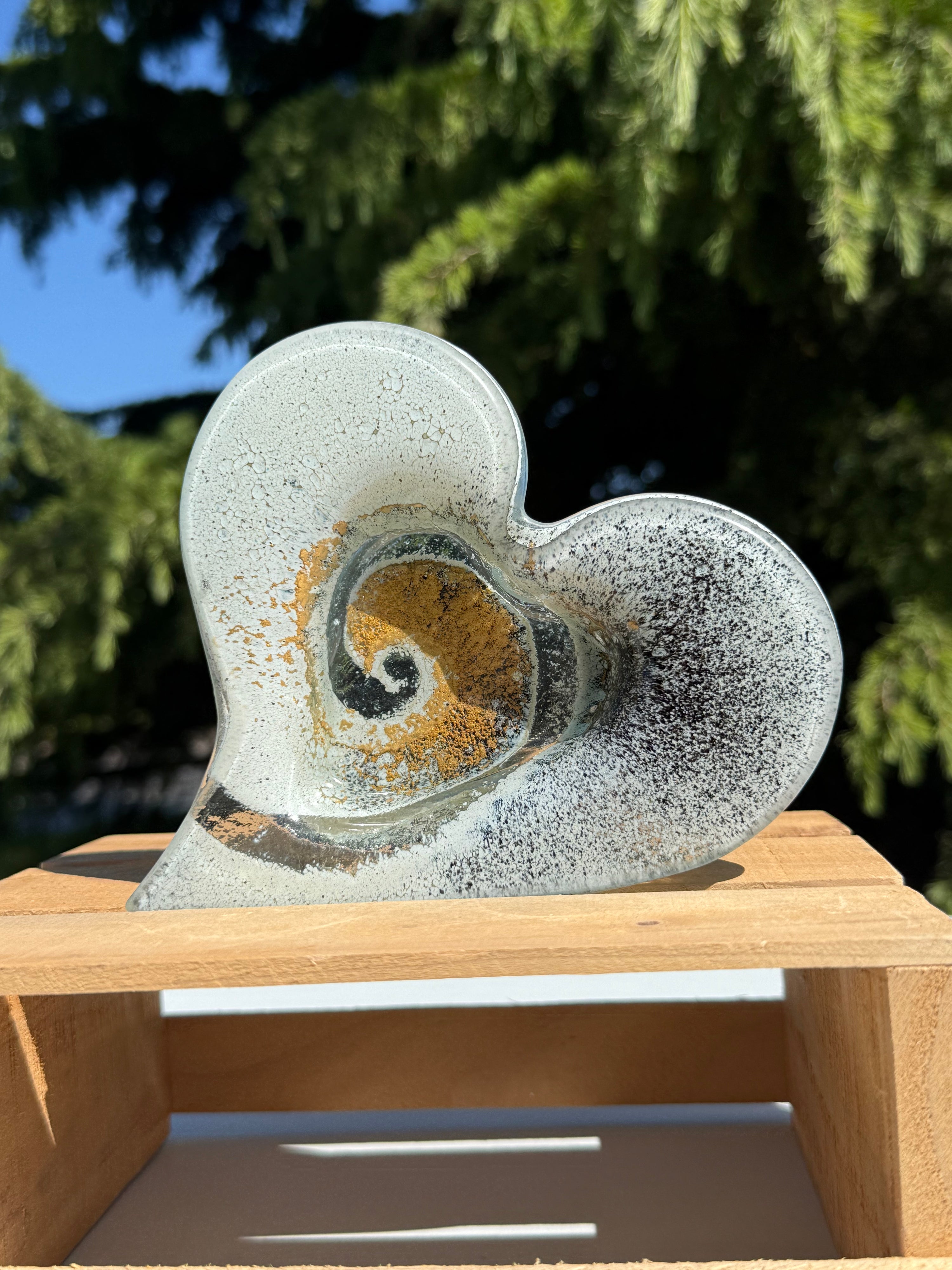 Gold Heart Tealight Dish