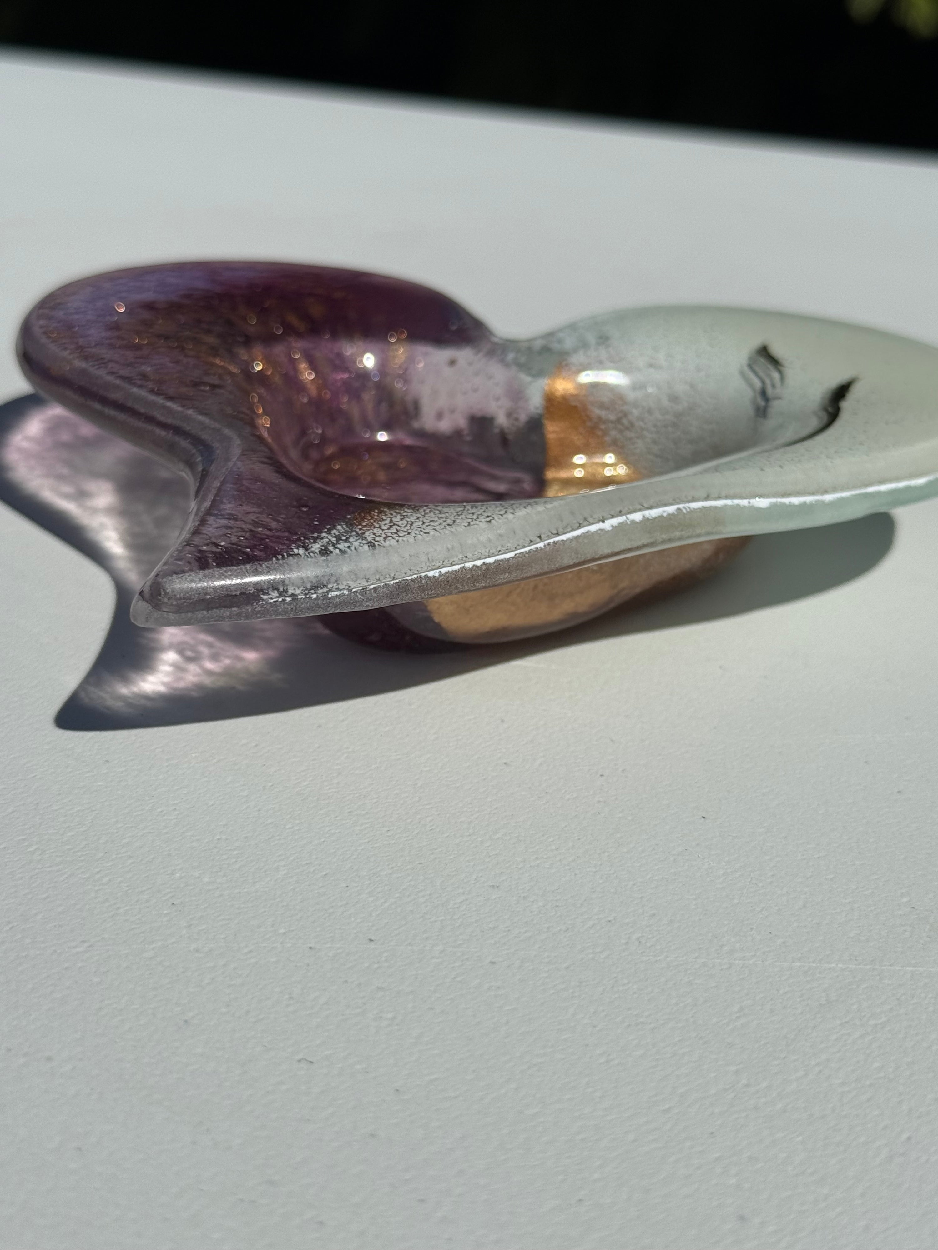Thira Mauve Heart Tealight Dish