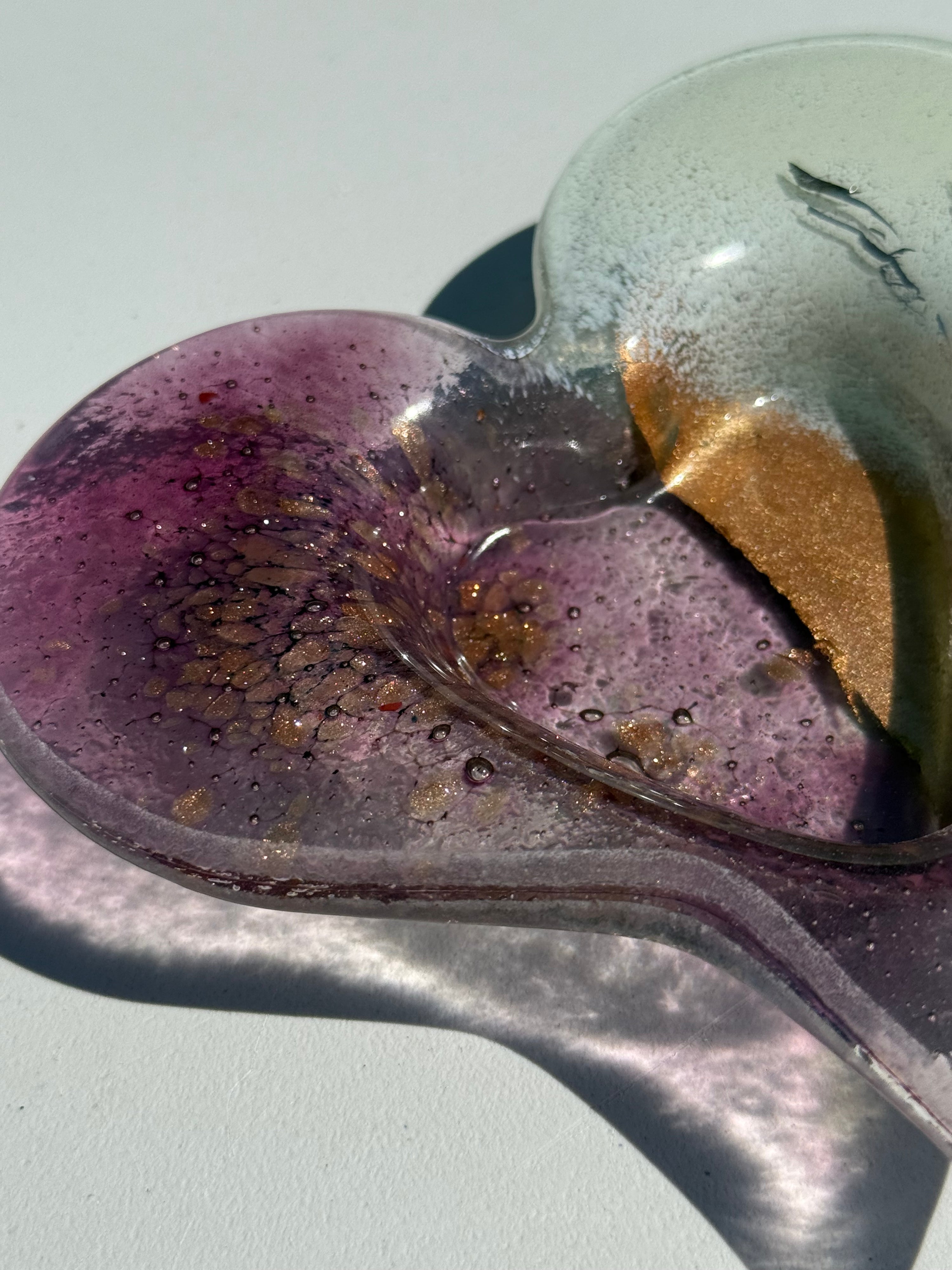 Thira Mauve Heart Tealight Dish