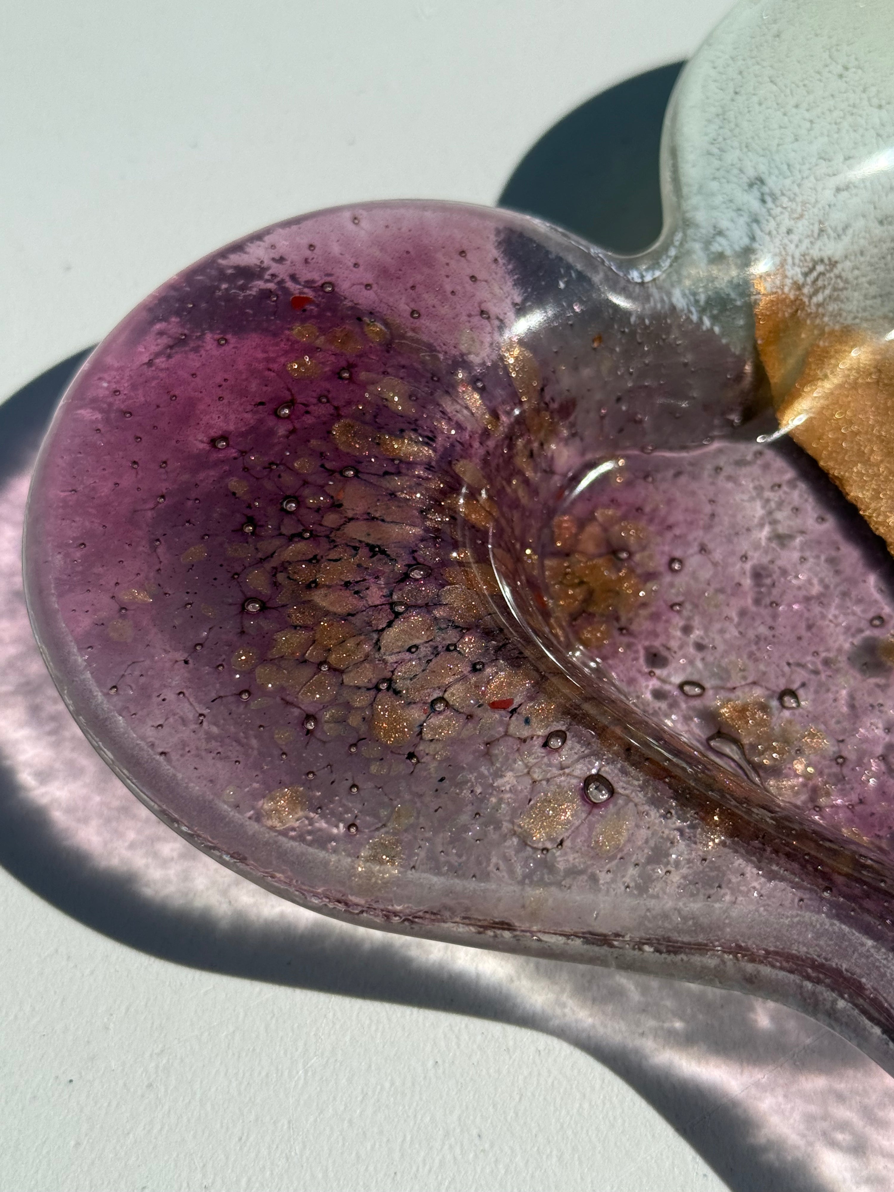 Thira Mauve Heart Tealight Dish