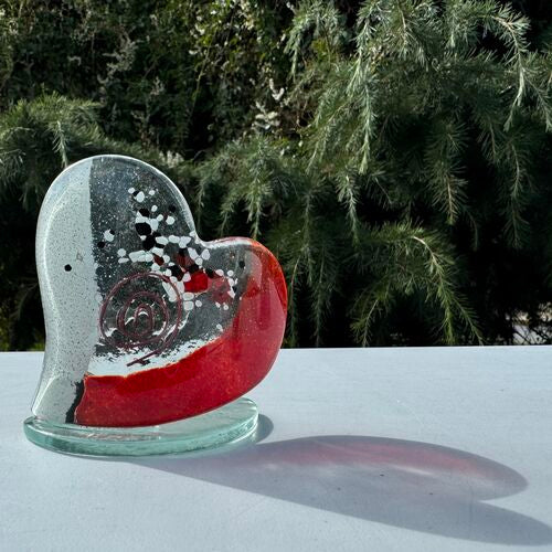 Artemis Red & White Heart Shaped Tealight Holder