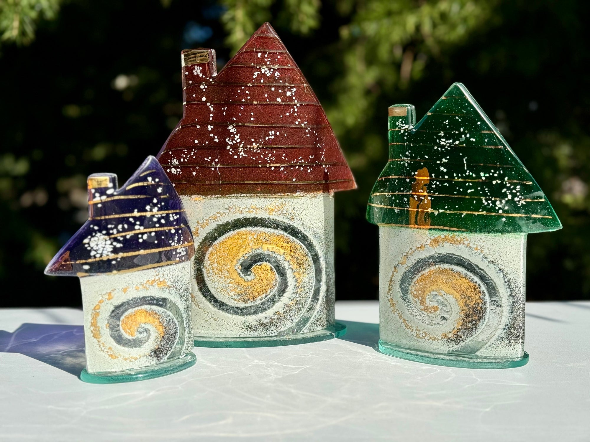 Cottage - Gold