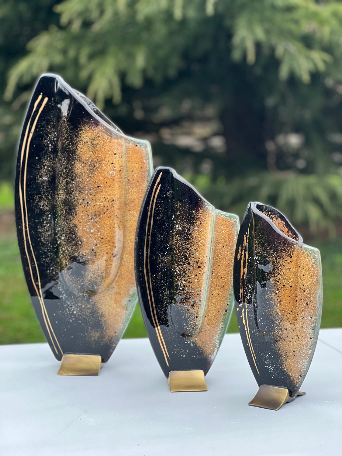 Black & Gold Oval Vase