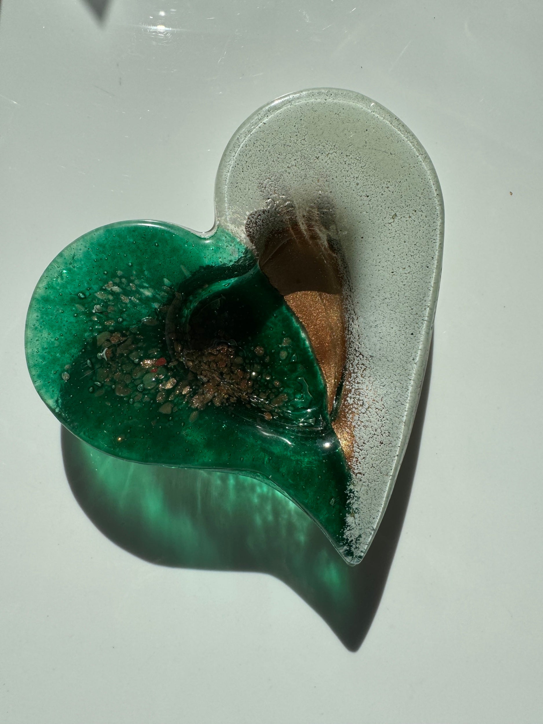 Thira Green Heart Tealight Dish