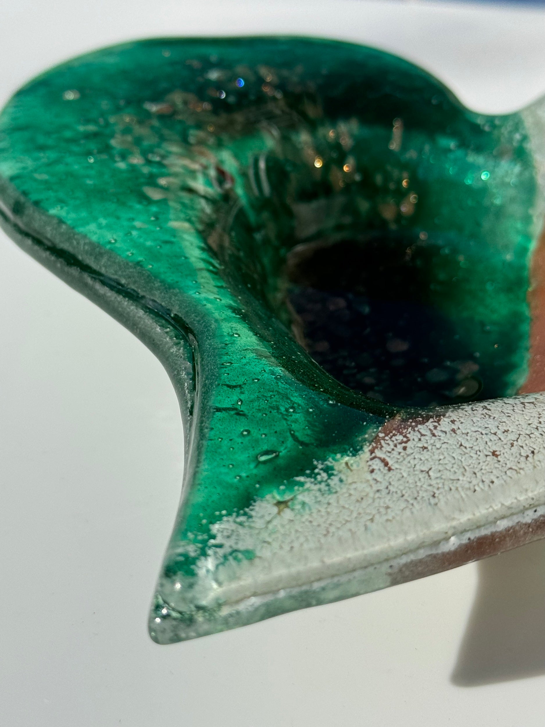 Thira Green Heart Tealight Dish
