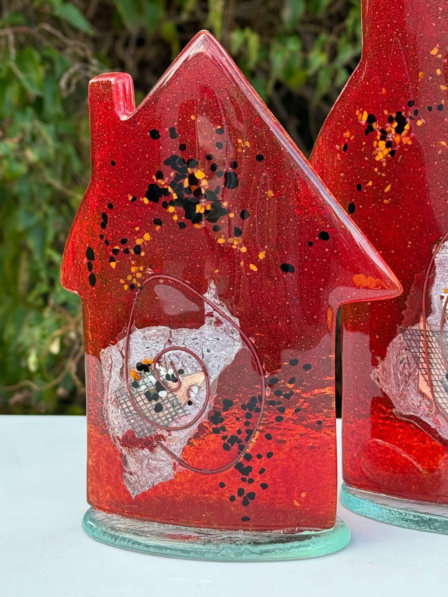 Cottage - Opera Red