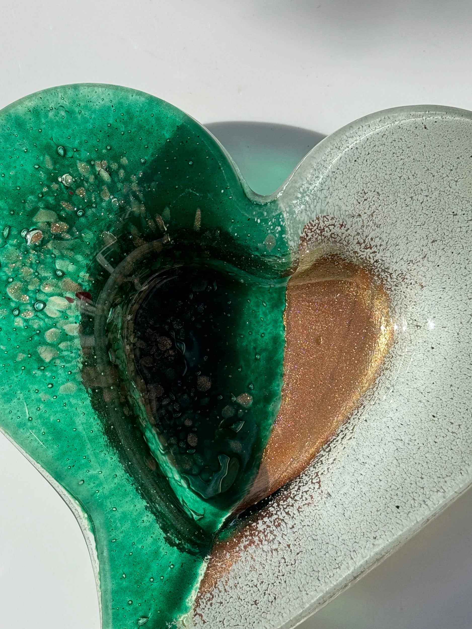 Thira Green Heart Tealight Dish