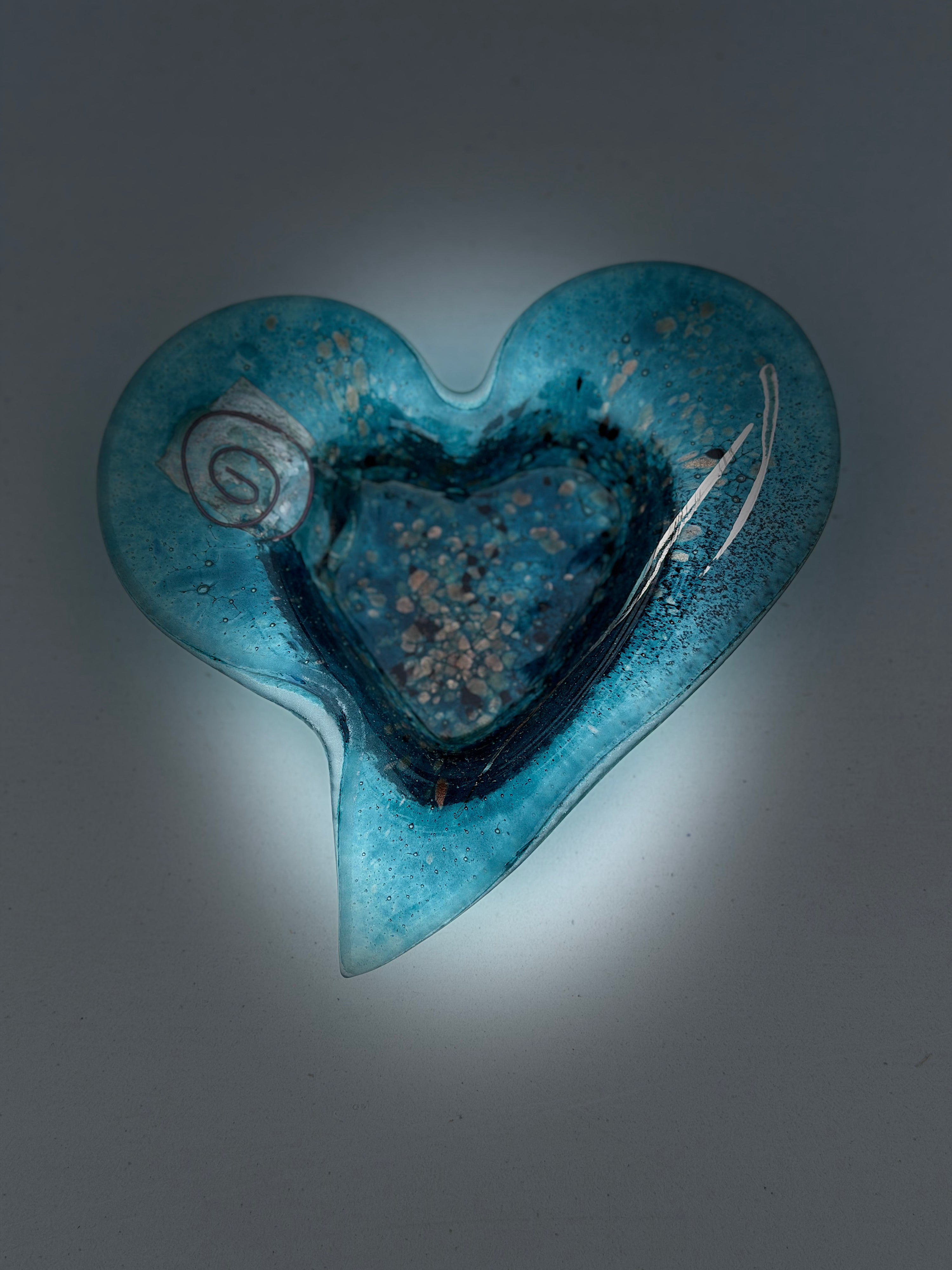 Aqua Heart Tealight Dish