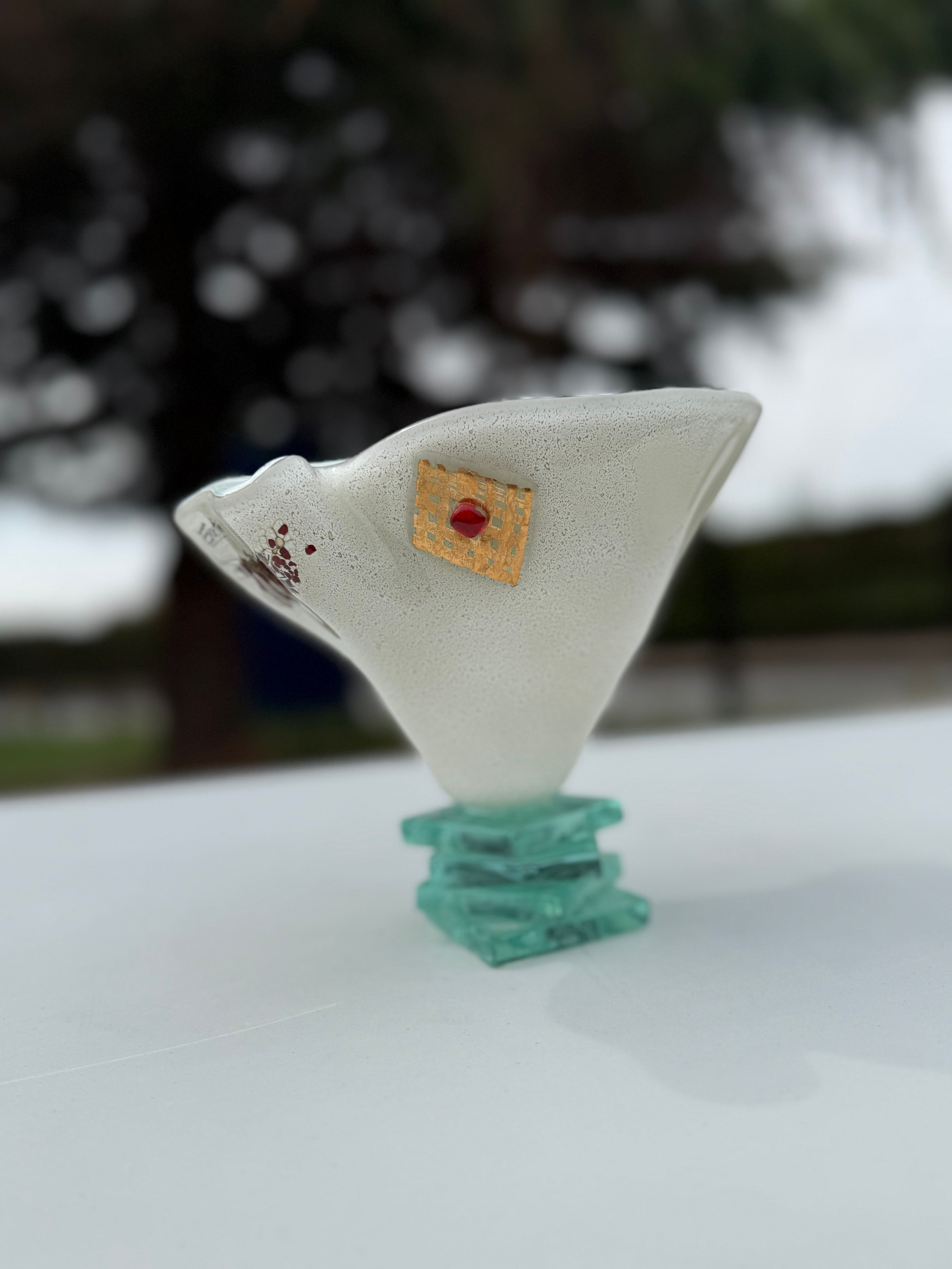Platinum White Bowl with Stacked Glass Stand