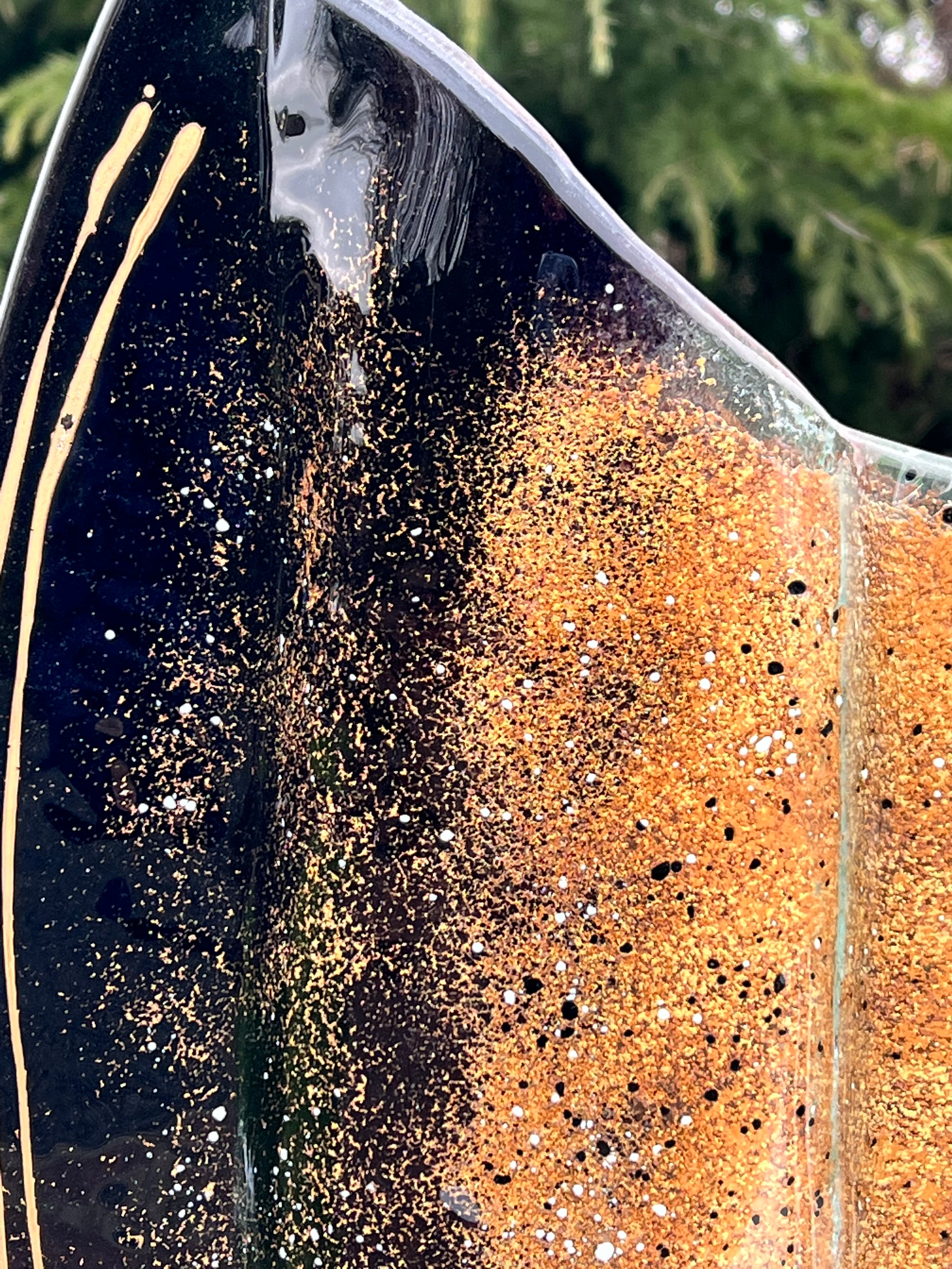 Black & Gold Oval Vase