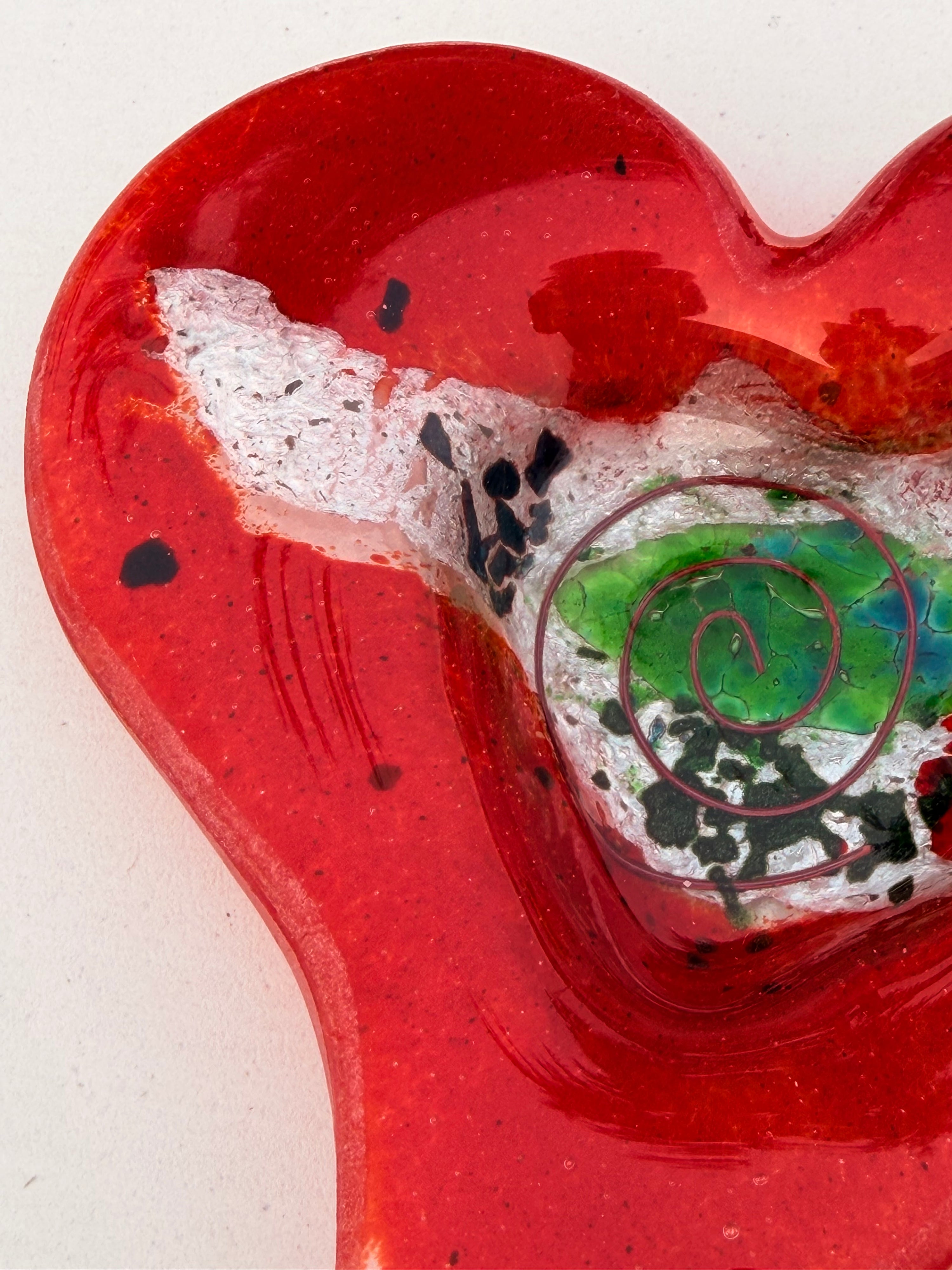 Opera Red Heart Tealight Dish