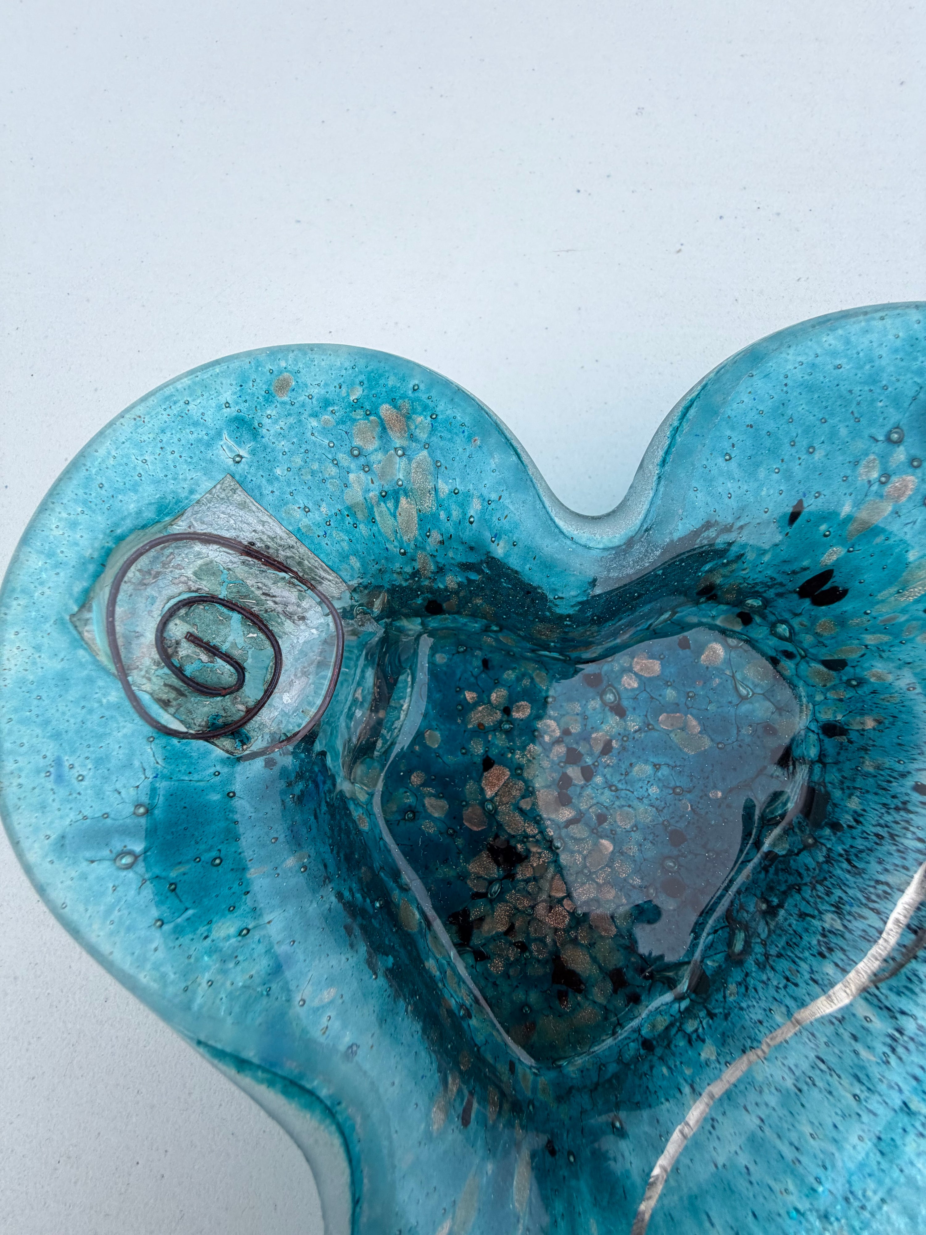 Aqua Heart Tealight Dish