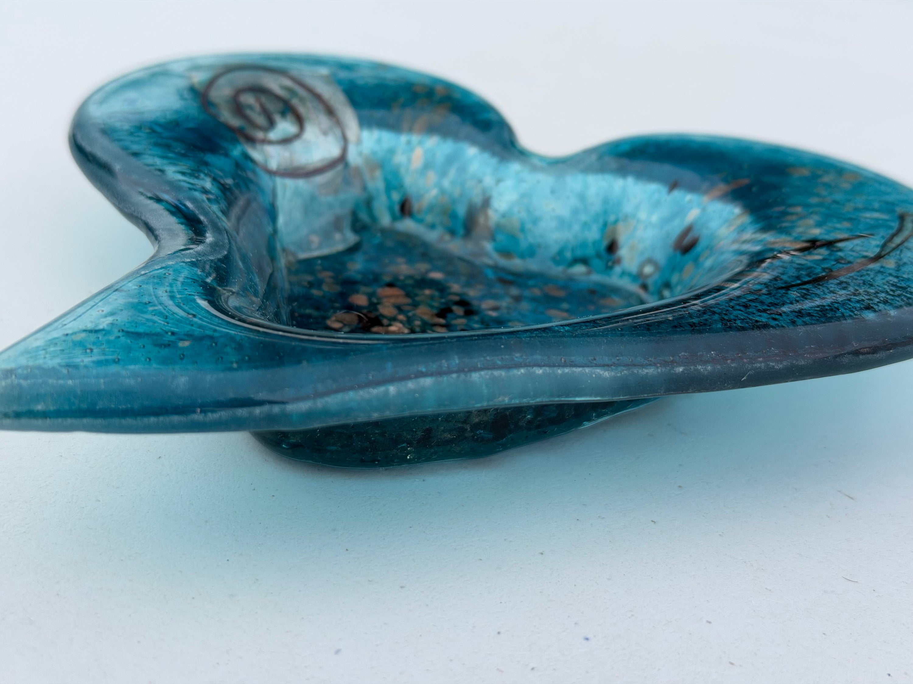 Aqua Heart Tealight Dish